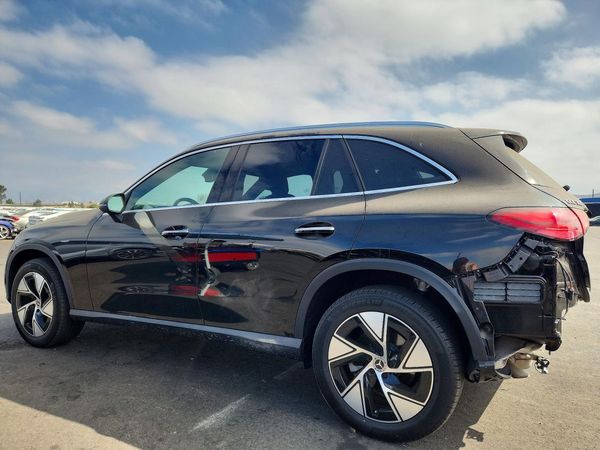 2024 MERCEDES-BENZ GLC