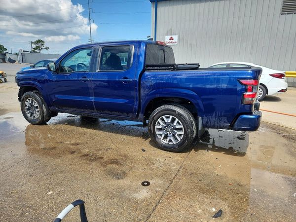 2023 NISSAN FRONTIER Crew Cab