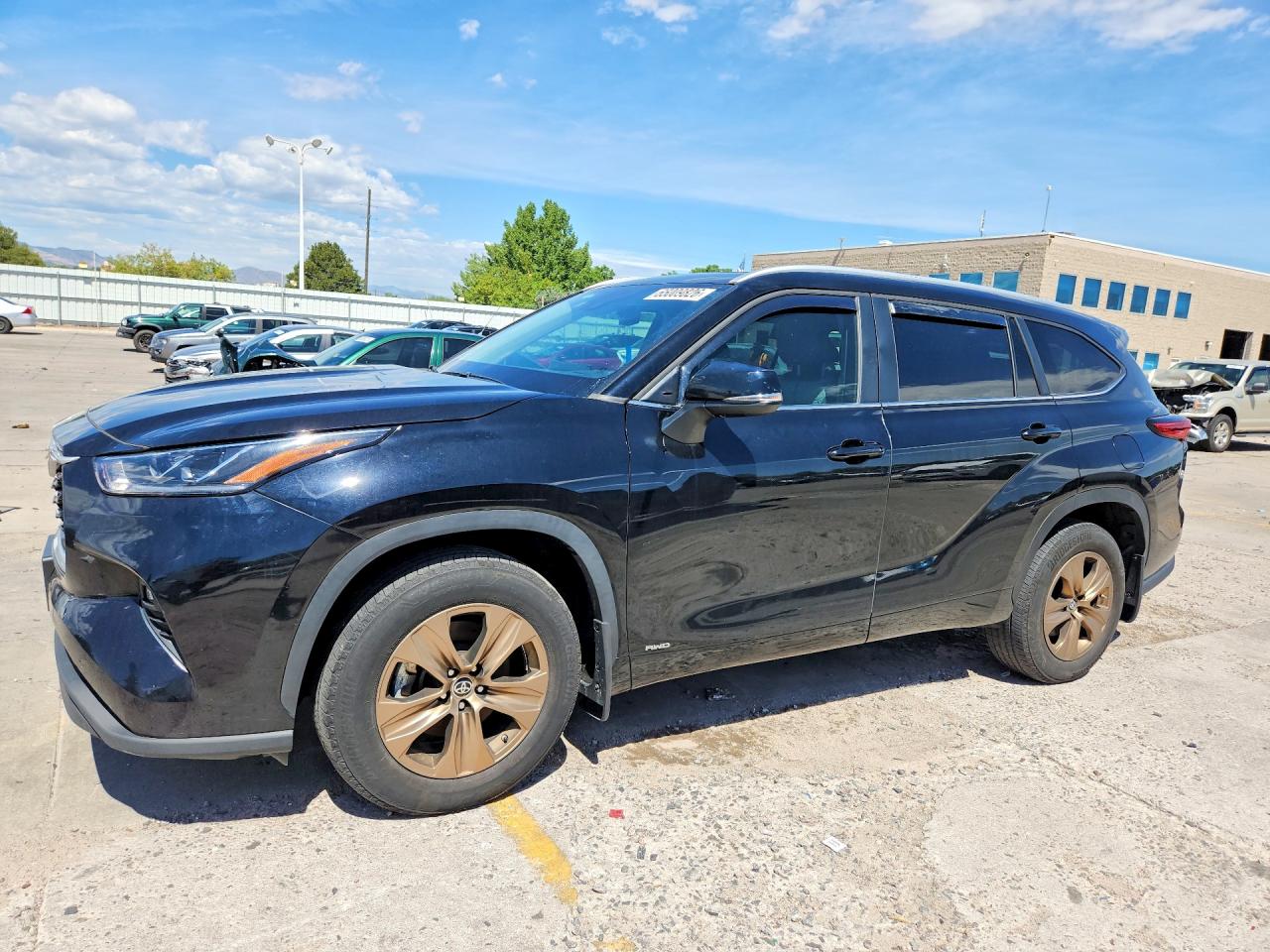 2023 TOYOTA HIGHLANDER