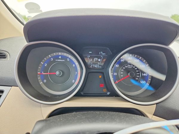 2016 HYUNDAI ELANTRA