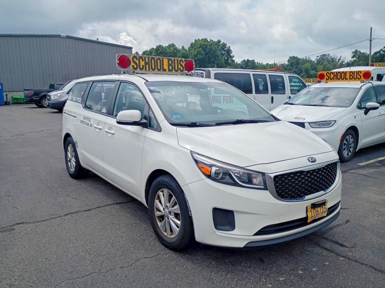 2017 KIA SEDONA L