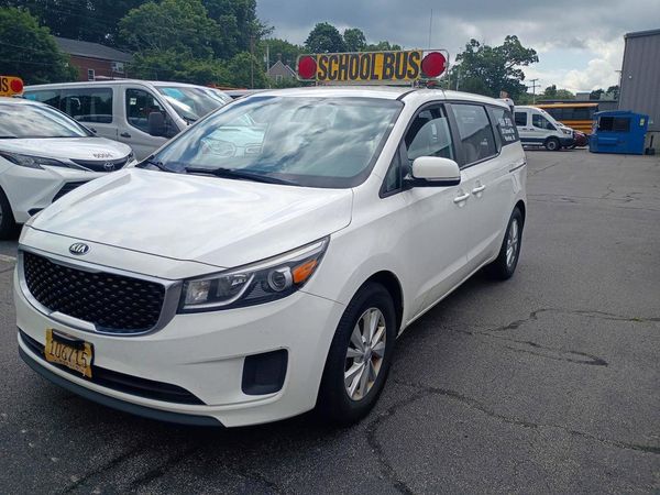2017 KIA SEDONA L