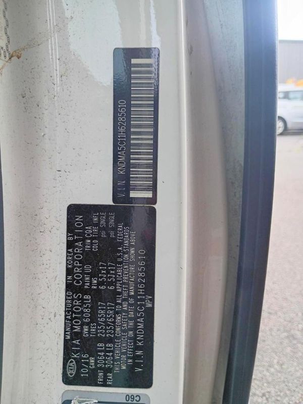 2017 KIA SEDONA L