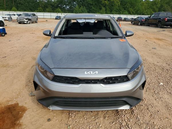2022 KIA FORTE FE, LXS