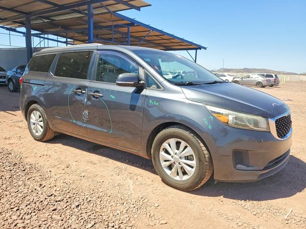 2016 KIA SEDONA