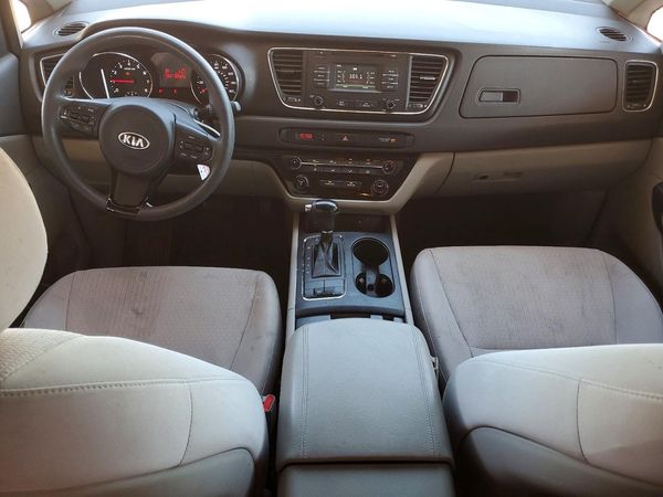 2016 KIA SEDONA