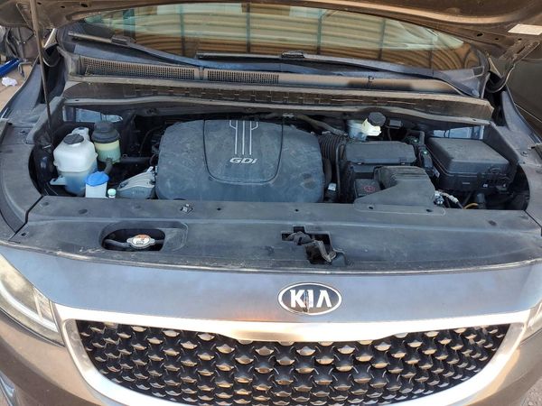 2016 KIA SEDONA