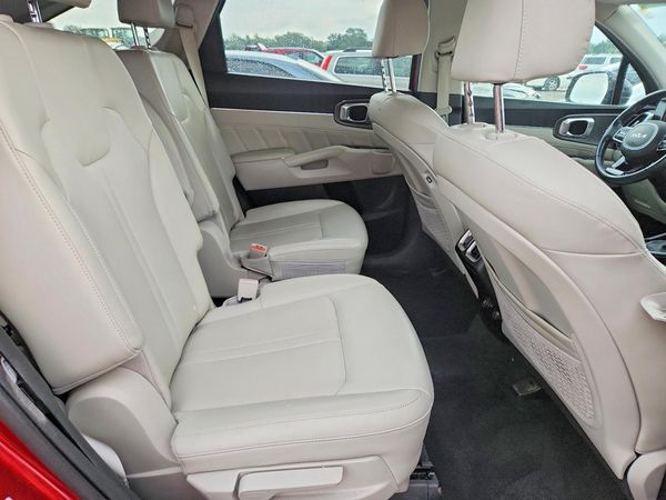 2022 KIA SORENTO