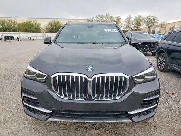 2023 BMW X5 sDrive40i