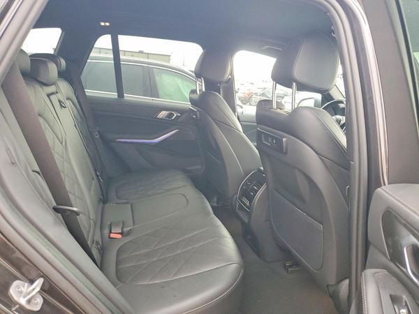 2023 BMW X5 sDrive40i