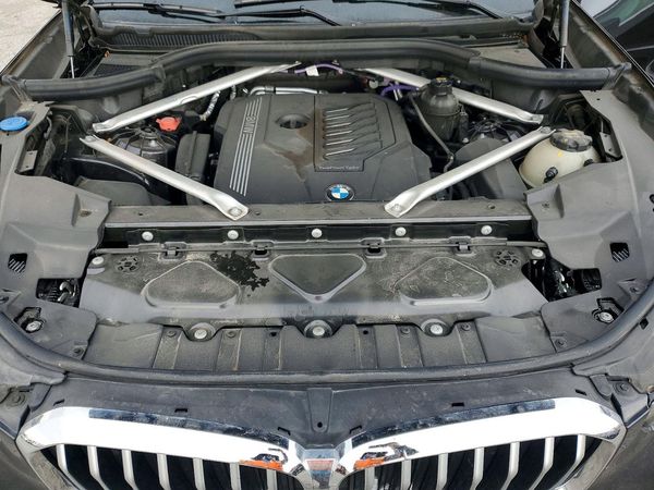 2023 BMW X5 sDrive40i
