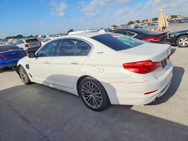 2018 BMW 530E