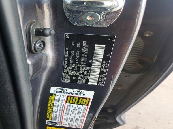 2018 TOYOTA SEQUOIA SR5/TRD Sport