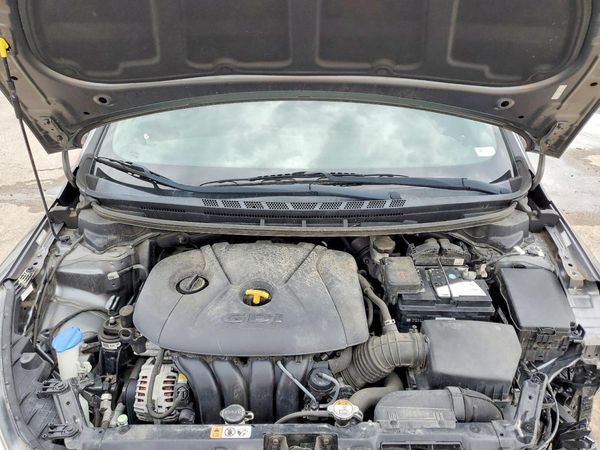 2016 KIA FORTE5 GL (Middle-Low Grade)