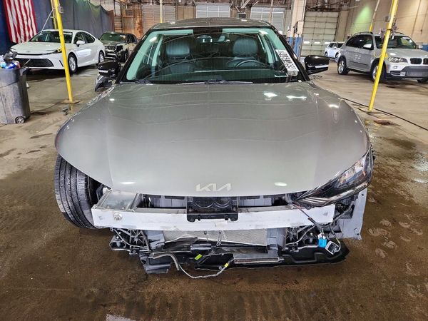 2023 KIA EV6 Light, Wind