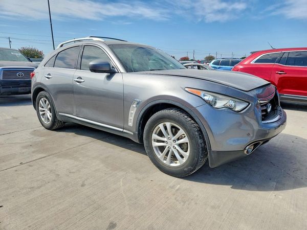 2012 INFINITI FX35 BASE — Passenger 3/4