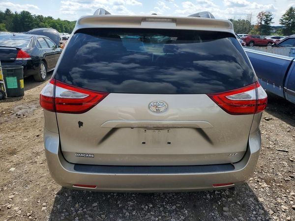 2015 TOYOTA SIENNA — DIRR