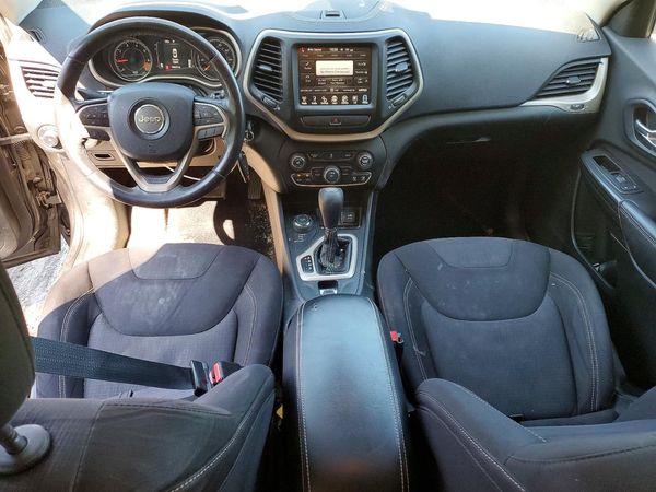 2015 JEEP CHEROKEE LATITUDE 4X4