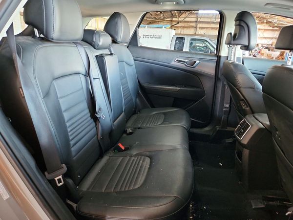 2025 KIA SPORTAGE