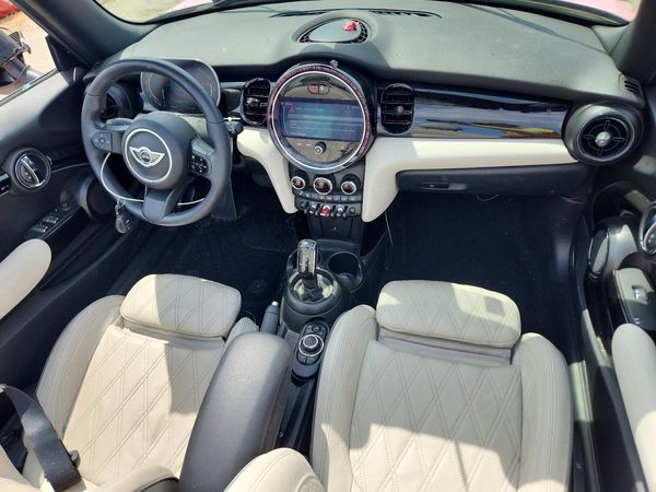 2023 MINI COOPER