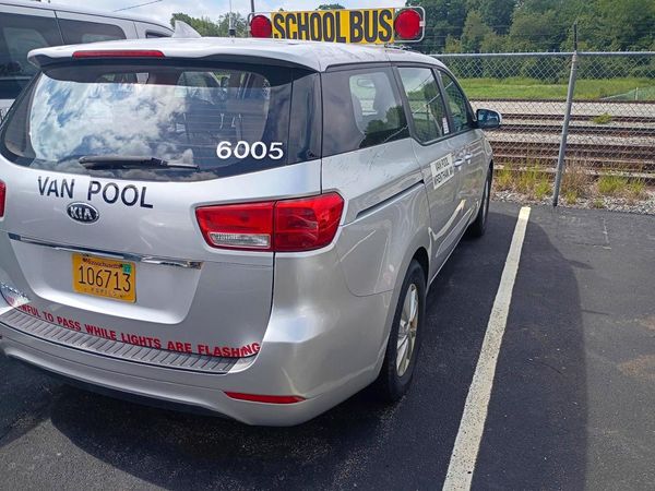 2017 KIA SEDONA L