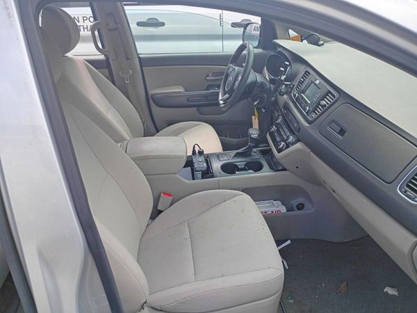 2017 KIA SEDONA L