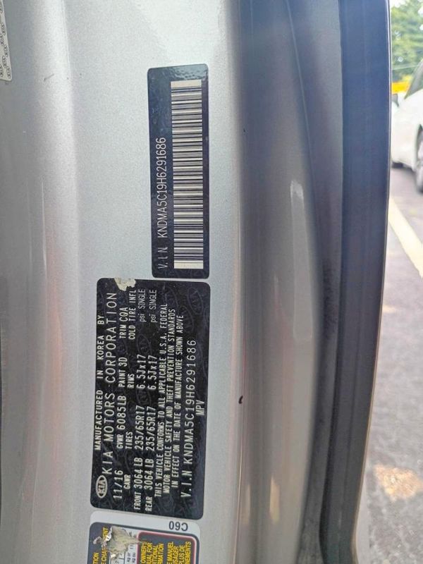 2017 KIA SEDONA L