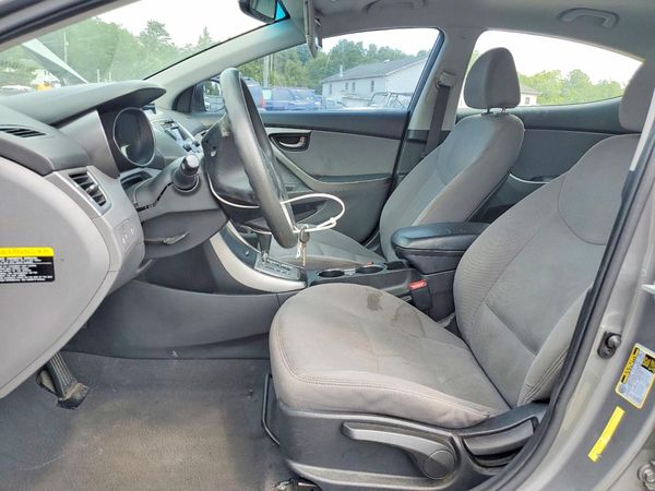 2013 HYUNDAI ELANTRA