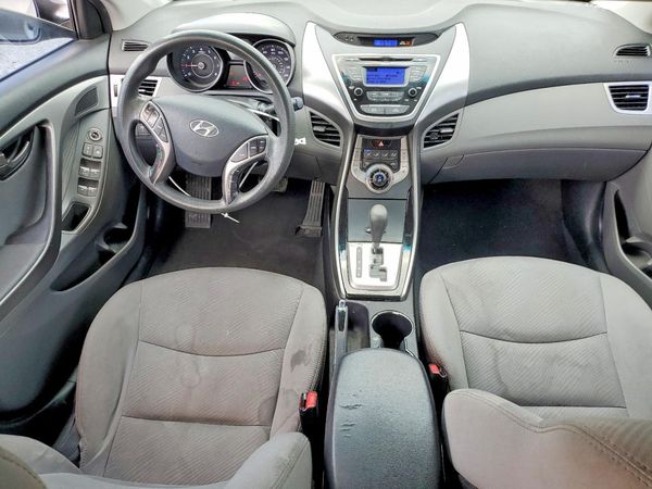 2013 HYUNDAI ELANTRA