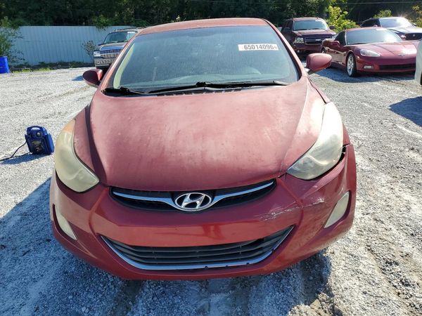 2013 HYUNDAI ELANTRA