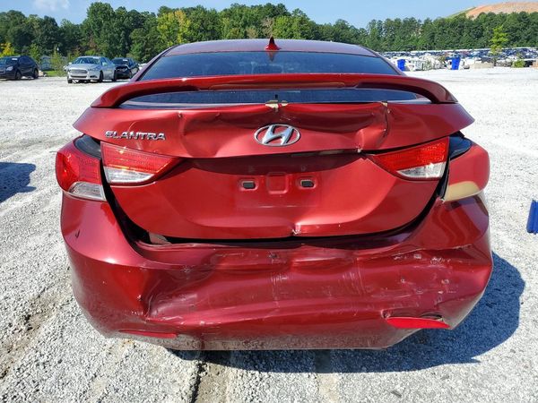 2013 HYUNDAI ELANTRA