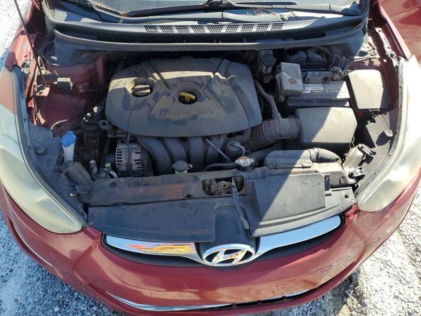 2013 HYUNDAI ELANTRA