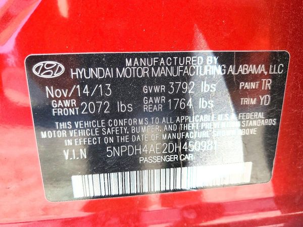 2013 HYUNDAI ELANTRA