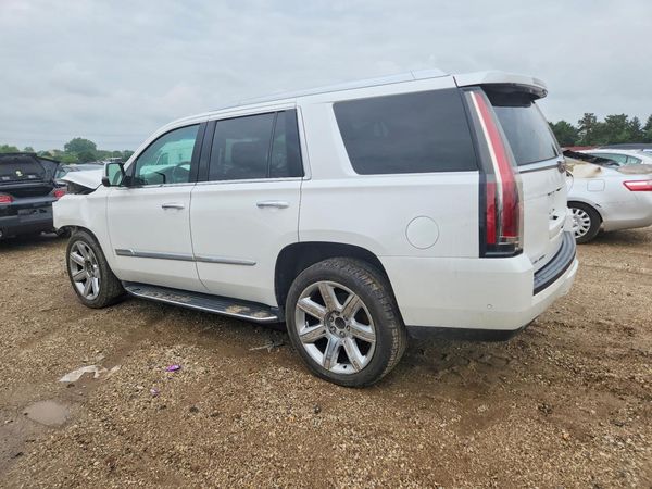 2018 CADILLAC ESCALADE Luxury