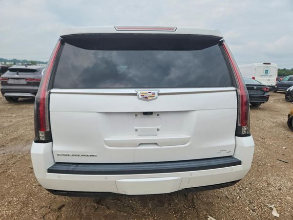 2018 CADILLAC ESCALADE Luxury