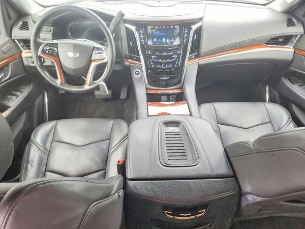 2018 CADILLAC ESCALADE Luxury