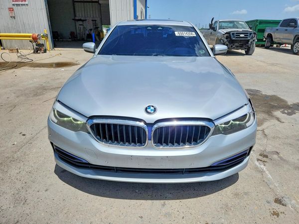 2019 BMW 530