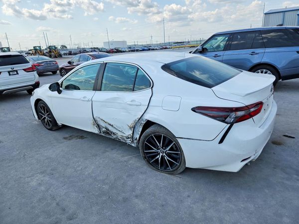 2021 TOYOTA CAMRY