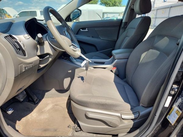 2016 KIA SPORTAGE LX w/Popular Pkg