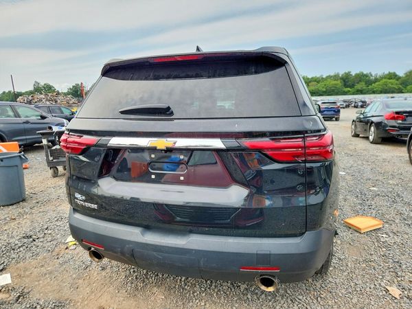 2022 CHEVROLET TRAVERSE LS