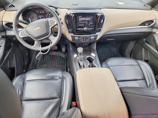 2022 CHEVROLET TRAVERSE LS