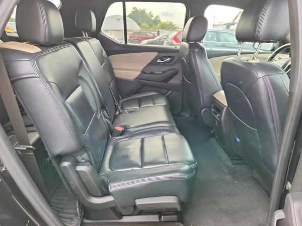 2022 CHEVROLET TRAVERSE LS