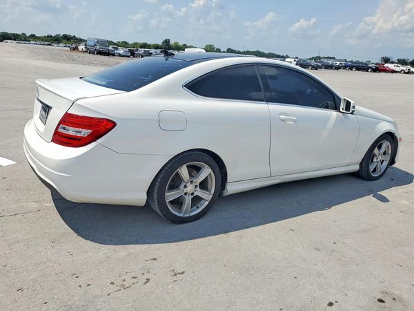 2015 MERCEDES-BENZ C C250