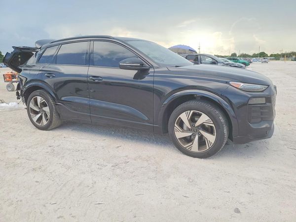 2025 AUDI Q6 E-TRON