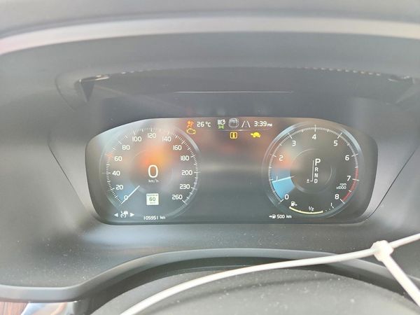2021 VOLVO S60 R-design (Momentum)