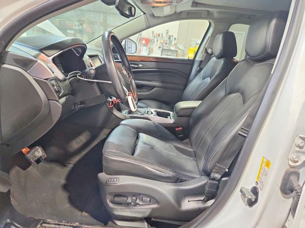 2016 CADILLAC SRX Performance