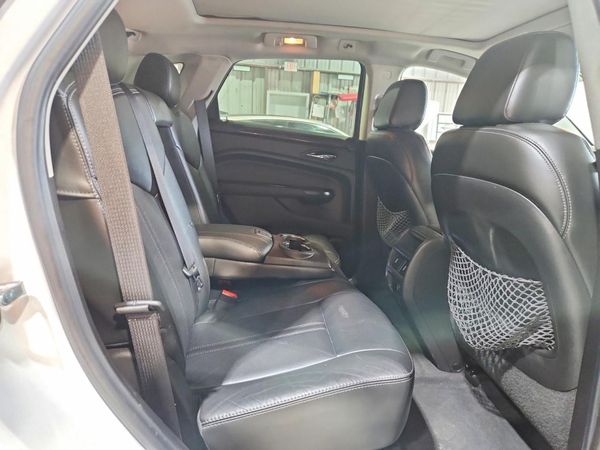 2016 CADILLAC SRX Performance