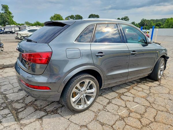 2018 AUDI Q3
