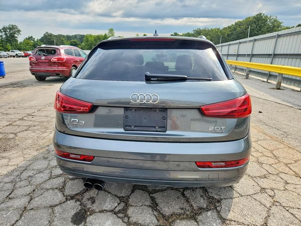 2018 AUDI Q3