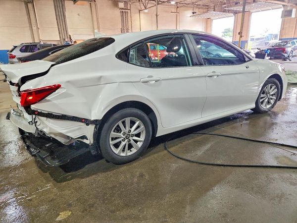2026 TOYOTA CAMRY